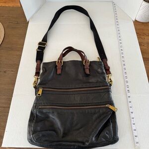 FOSSIL EXPLORER Foldover BLACK Leather Crossbody Messenger Shoulder Bag Tote